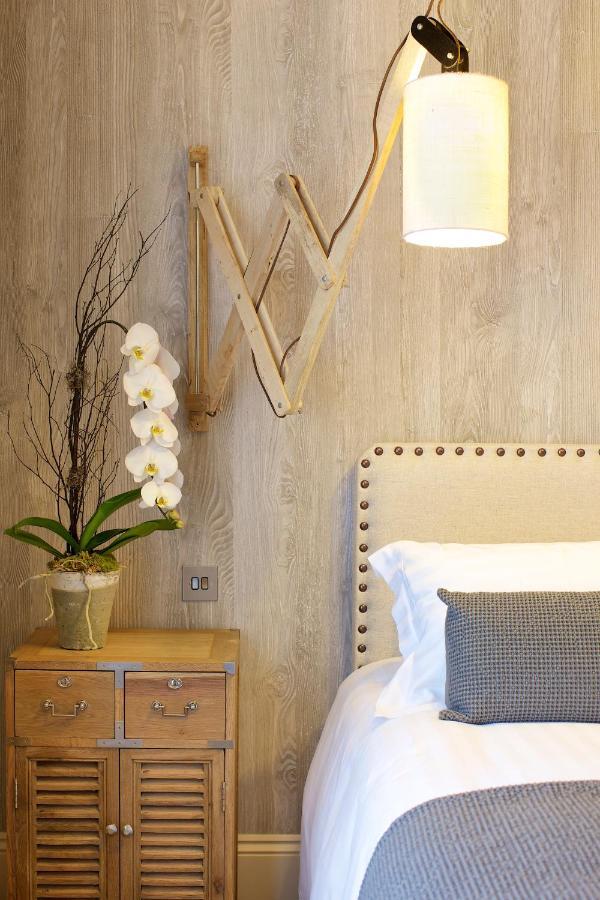 8 Beresford Street Hotel Saint Helier ภายนอก รูปภาพ