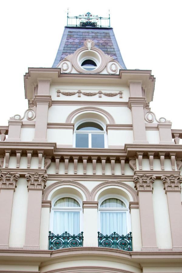 8 Beresford Street Hotel Saint Helier ภายนอก รูปภาพ