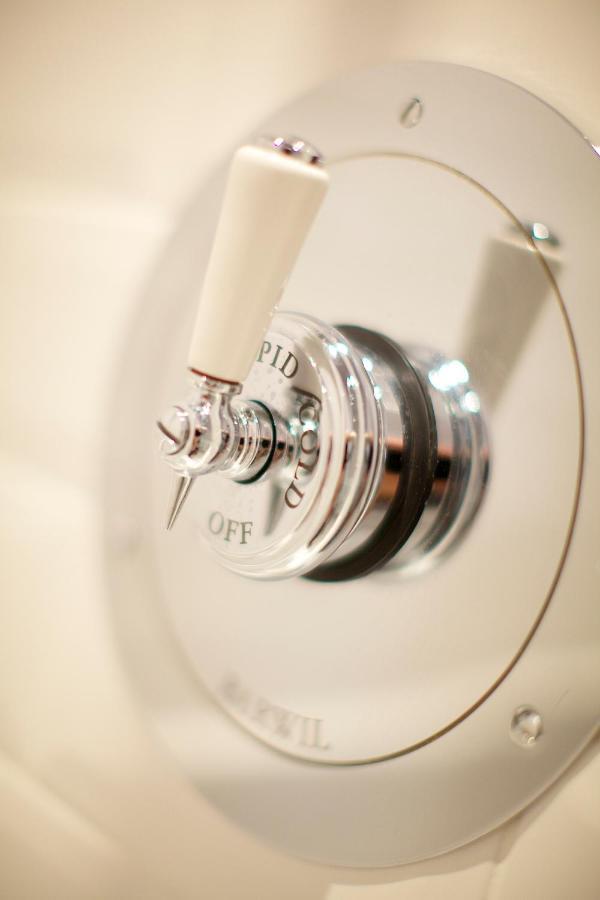 8 Beresford Street Hotel Saint Helier ภายนอก รูปภาพ
